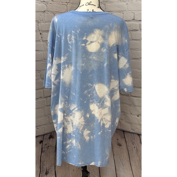 Gildan SoftStyle Women’s “A Real Woman” Bleached Tie-Dye Tee (Size 3XL) - Picture 4 of 8